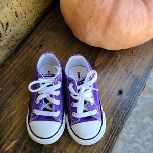 Toddler girl converse